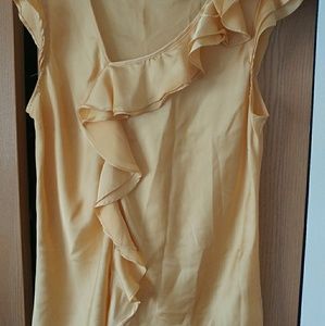 Sleeveless Yellow Shirt w/Frills